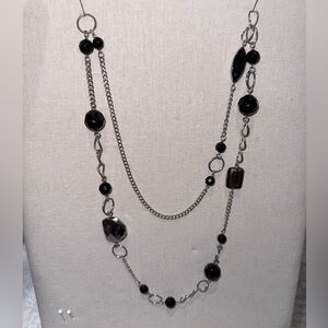 Elegant Pieces of Necklaces and Bracelets